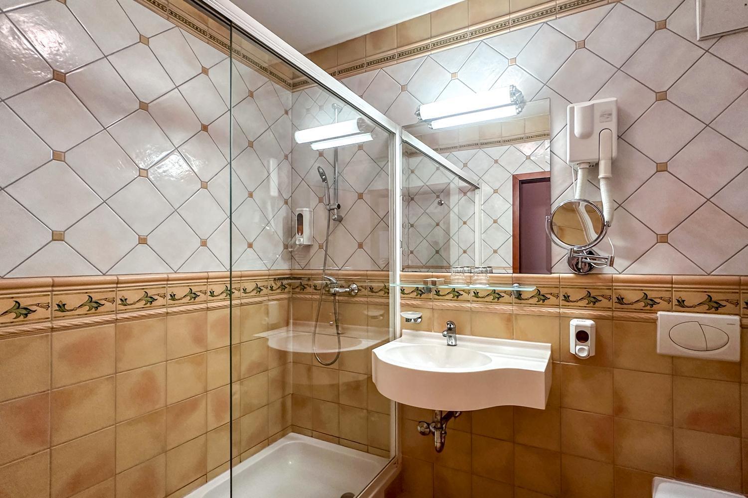 Terme Banovci - Hotel Zeleni Gaj Veržej Εξωτερικό φωτογραφία