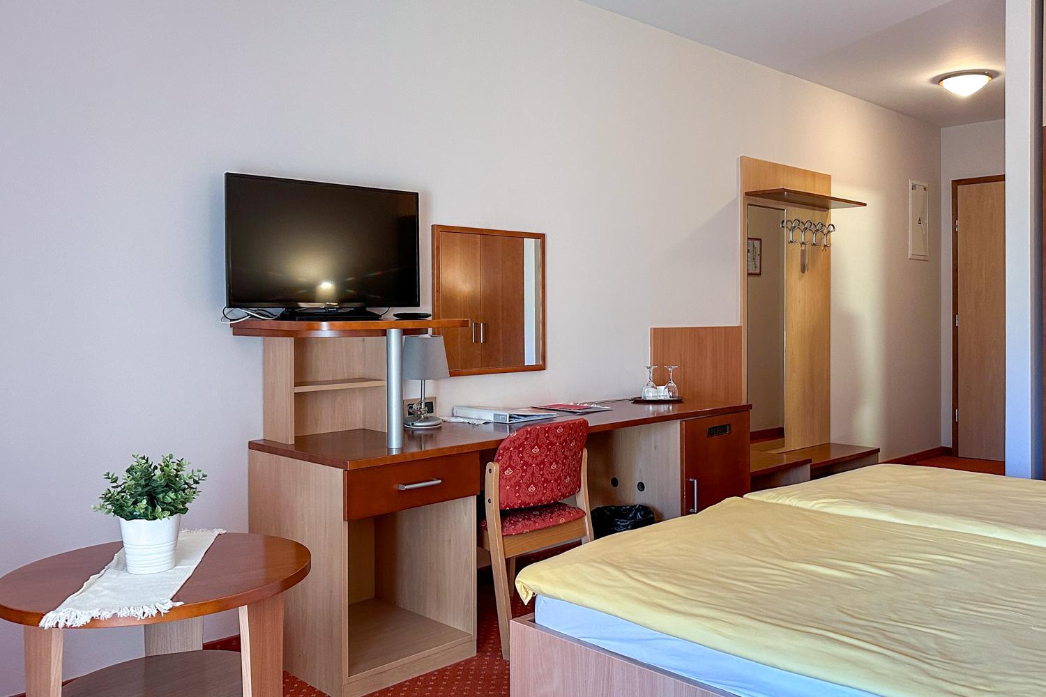 Terme Banovci - Hotel Zeleni Gaj Veržej Εξωτερικό φωτογραφία